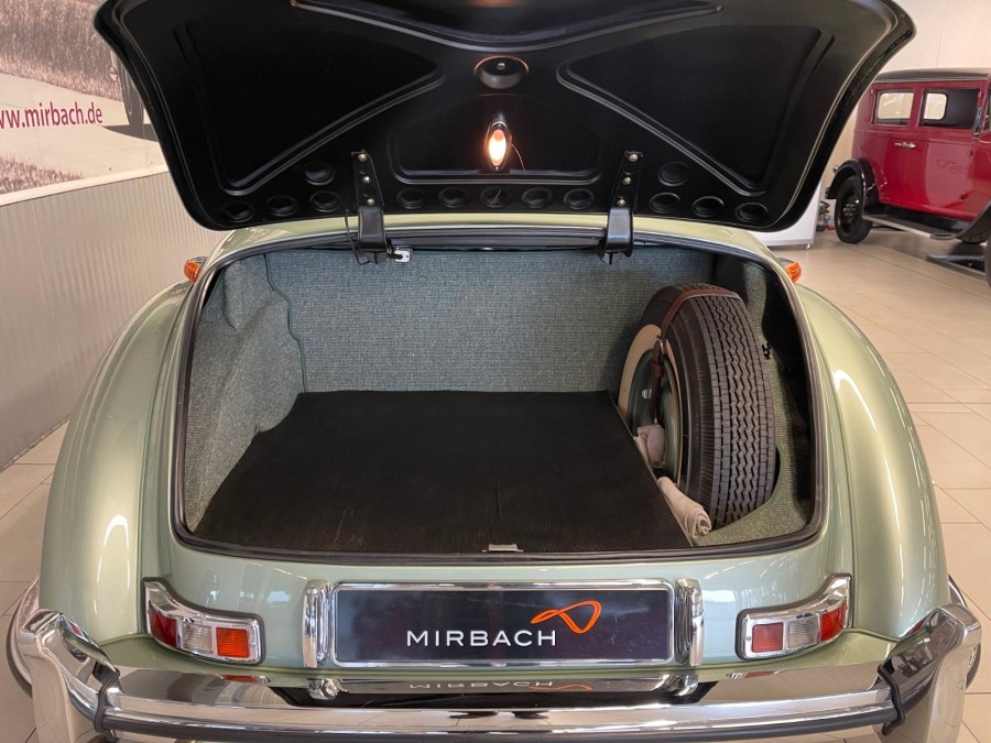 300-s-roadster-w188_11.jpg