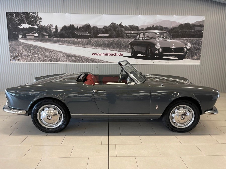 giulietta-spider-750-d_4.jpg