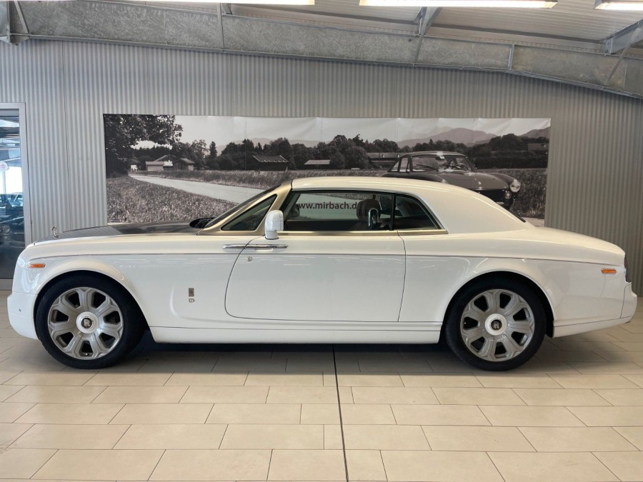 phantom-drophead-coupe_0.jpg