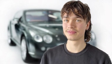 Auszubildender Kfz-Mechatroniker